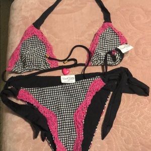 Beach bunny bikini set